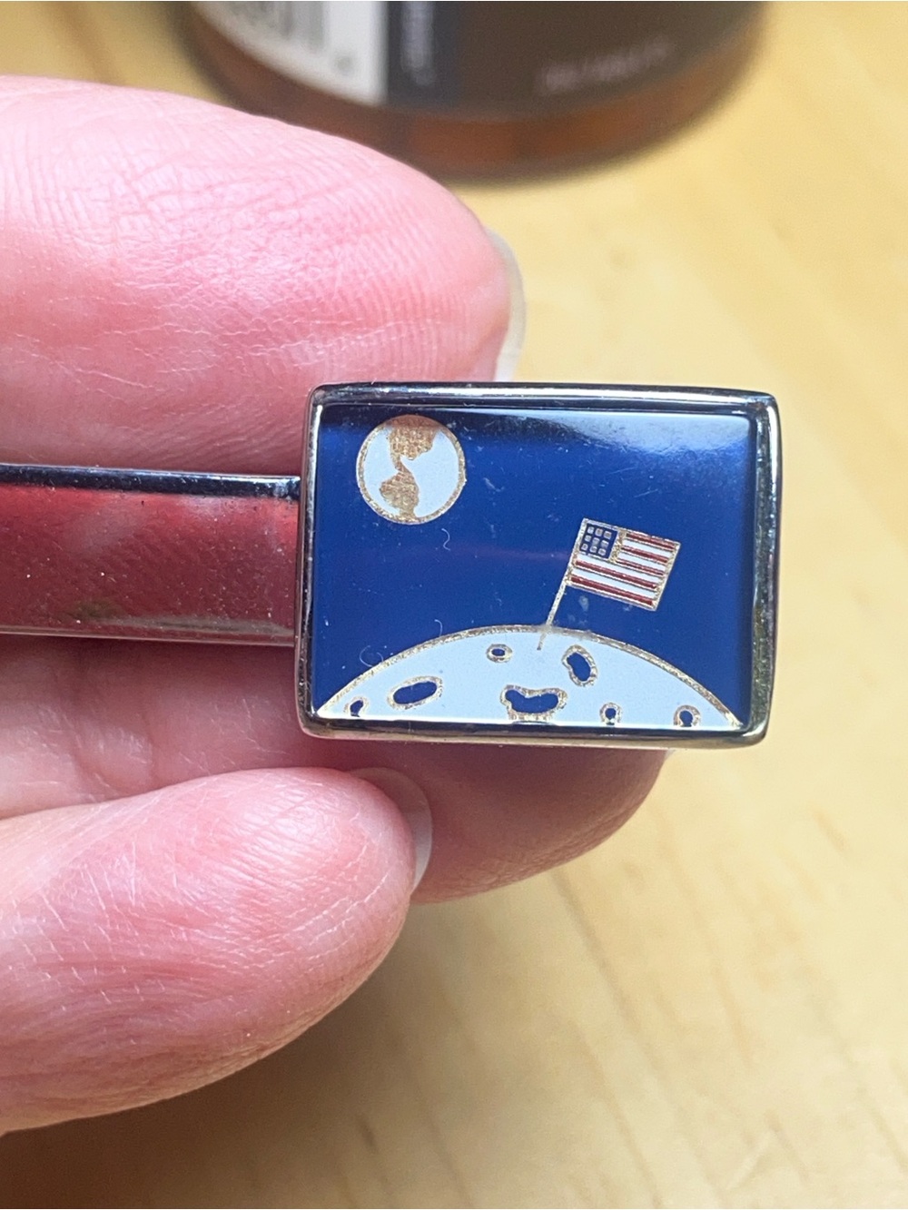 Moon Landing Flag Tie Clip Blue Enamel Space Design Sarah Coventry Jewelry - Picture 2 of 9